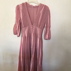 Light and airy deep v dusty rose dress